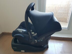 Vajíčko Maxi-Cosi Cabriofix + FamilyFix základňa - 2