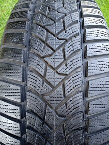 205/60 r16 zimné pneu.Dunlop  7 mm - 2