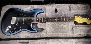 Fender American Profesoinal ll-MN Dark Night - 2