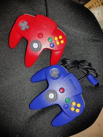 Nintendo 64 ovládače originál - 2