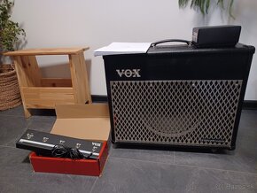 Predám VOX VT50 Valvetronix + VFS5 prepínač - 2