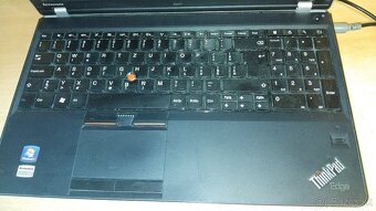 Lenovo ThinkPad Edge E525 na náhradné diely. - 2