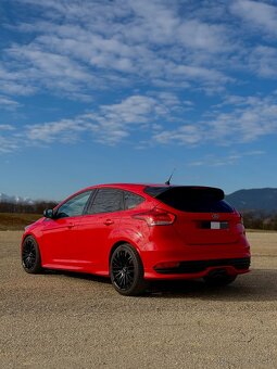 Ford Focus ST 2.0 184kW (250PS) - 2