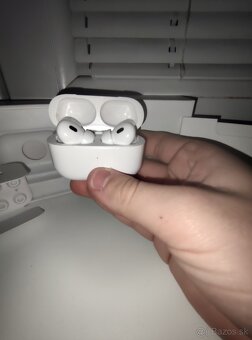 AirPods Pro 2 s nabíjacim púzdrom - 2