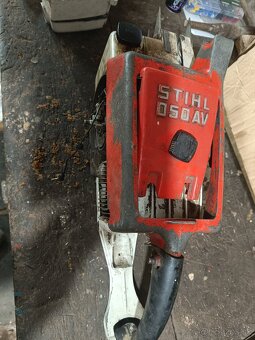 Stihl 050 AV, 051 AV, 055 AV, stará píla - 2