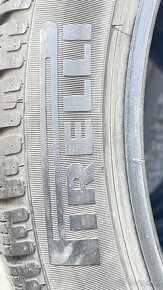 Zimne 235/40 R19 - 2