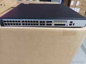 Huawei S5720-36PC-EI-AC - 2