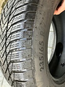 Esa tecar 235/65 R17 - 2