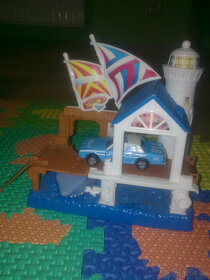 matchbox shark pier - 2