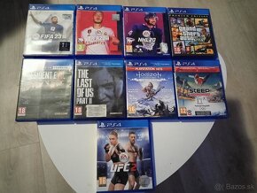 PS4 + hry + ovládač - 2