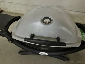 Weber Q 1200 grill with Stand - 2