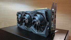 Asus ROG STRIX 5700 XT - 2