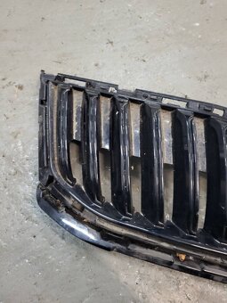 Skoda octavia 3 lift predna maska 5E0853653c - 2