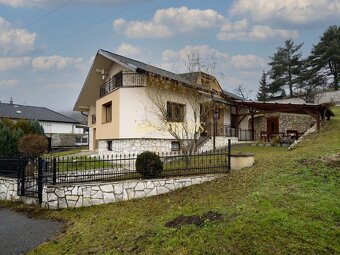 RODINNÝ DOM S GARÁŽOU, POZEMOK 1800 m2, FRIČOVCE - 2