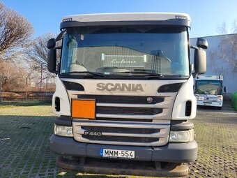 SCANIA P440 6X2 - 2