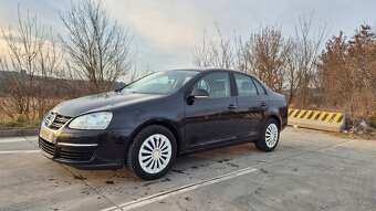 Volkswagen Jetta 1.9 TDI 77kw - 2