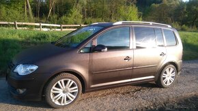 Rozpredám VW TOURAN HIGHLINE 1,4L TSI, ročník 2008 - 2