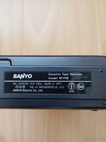 Predám retro walkman Sanyo - 2