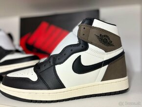 Nike air Jordan 1 mocha - 2