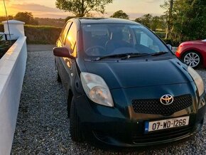 Toyota yaris 1.0 51kw - 2