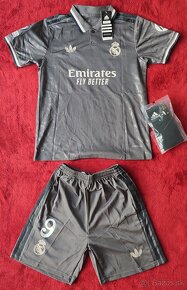 Detský futbalový dres Real Madrid - away - Mbappé - 2