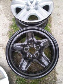 5 x 115 R 17 + TPMS + puklice,100 % stav. - 2