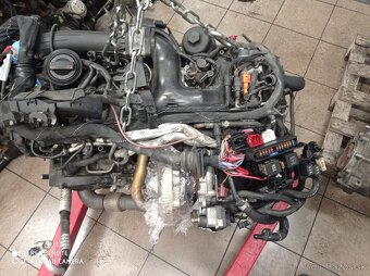 motor 3,0tdi 150kw CLAB motor 3,0tdi 180kw CDUC - 2