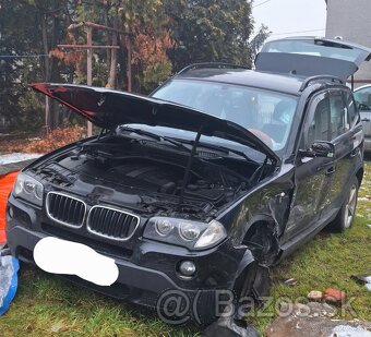 BMW X3 XDRIVE havarovaný - 2