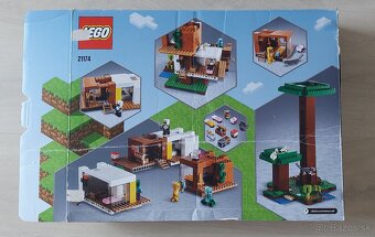 LEGO® Minecraft Moderný dom na streche - 21174 - 2