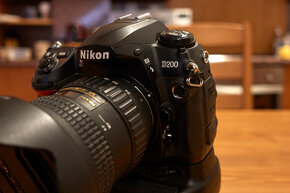 Nikon D200 - 2