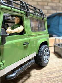 Land Rover Defender Bruder 02587 - 2