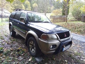 Mitsubishi Pajero SPORT GLS - 2