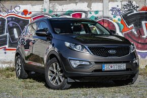 Kia Sportage 2.0 CRDi 4WD Braun - 2