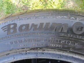 Predam preumatiky 215/50r17 4kusi predam alebo vimeni za r17 - 2