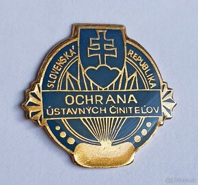 Klopový odznak " Úrad ochrany ústavných činiteľov " - 2