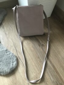 Nová kožená crossbody kabelka - 2