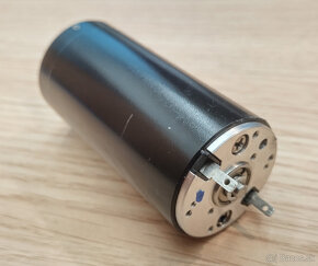 Motor Maxon DC - 2