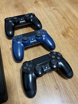 Playstation 4 1TB - 2