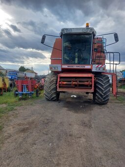 Kombajn MASSEY FERGUSON 40 RS - 2