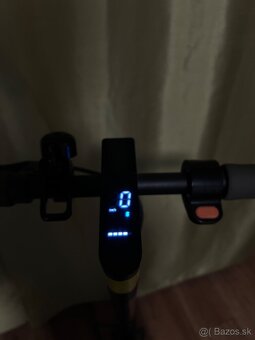 Xiaomi Mi Electric Scooter Essential - 2