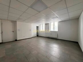 Pekný priestor na prenájom, 56 m2, Bratislava-Staré Mesto - 2