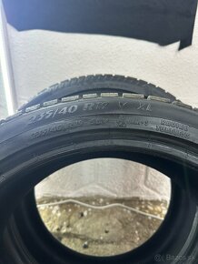 zimne pneumatiky 235/40 r19 - 2