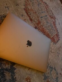 Apple MacBook M1 2020 - 2