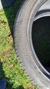 285/40R22. 110Y a 325/35R22. 114Y Hankook Ventus - 2