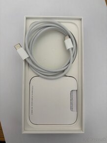 Predám nový iPhone 15 128GB (telefón ma 3 týždne) - 2