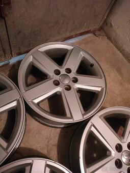 4ks alu disky orig. Jeep 5x114,3 R18 7j et40 - 2