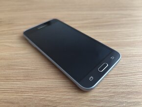 Samsung Galaxy J3 2016 - 2