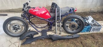 Yamaha XJ 600 - 2 kusy - 2