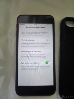 Iphone se 2020 128gb červený v peknom stave minimálne znaky - 2