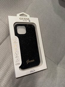 Guess kryt iphone 15 - 2